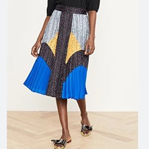 Coach beautiful midi pleated skirt